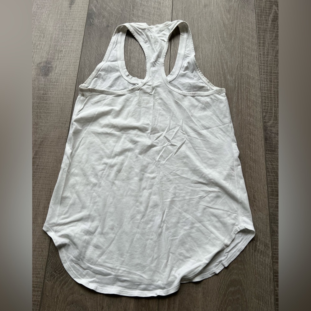 Lululemon Yogi Racerback in White Size 4 - Picture 4 of 4